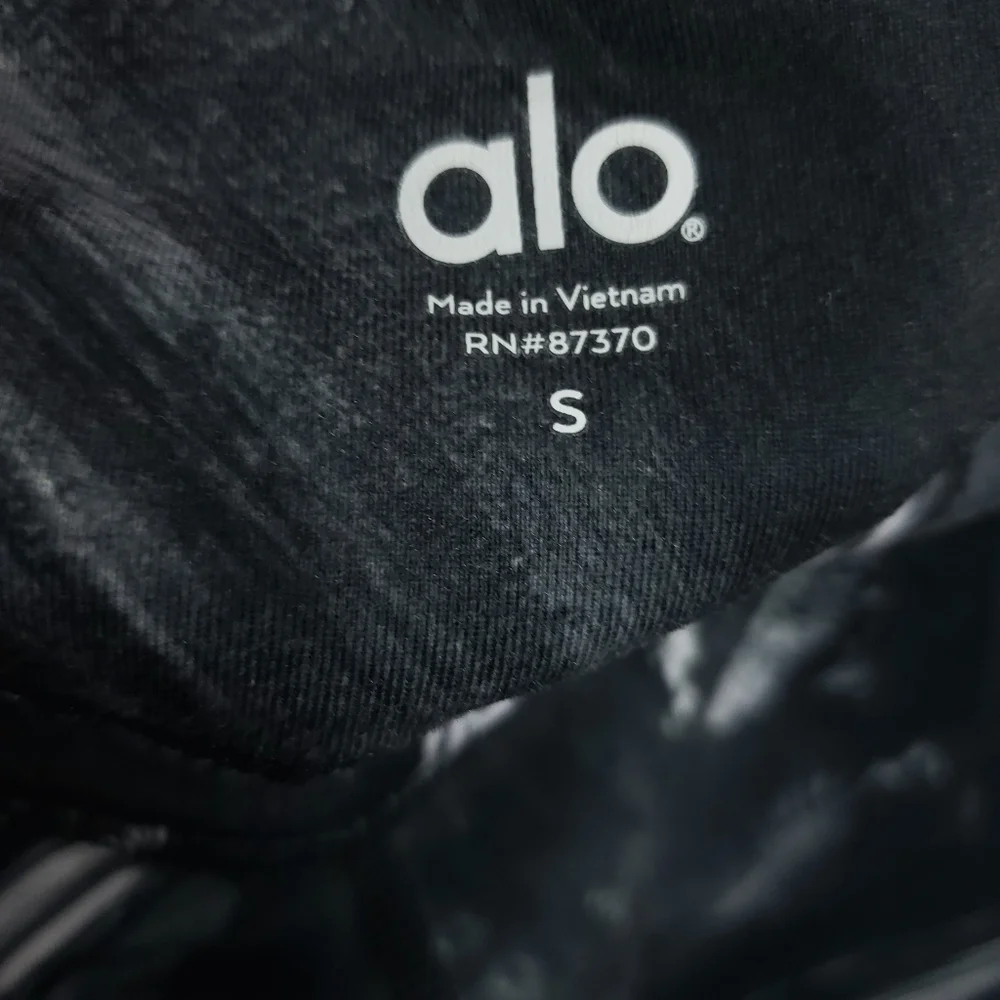 Alo airbrush printed patterned leggings size small